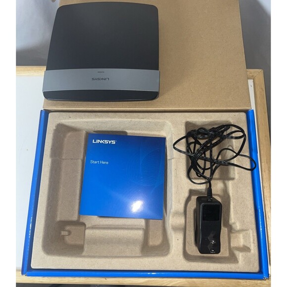 Linksys N600 E2500 Dual Band Wireless N 4-Port Wi-Fi Router E2500-NP - Picture 6 of 7